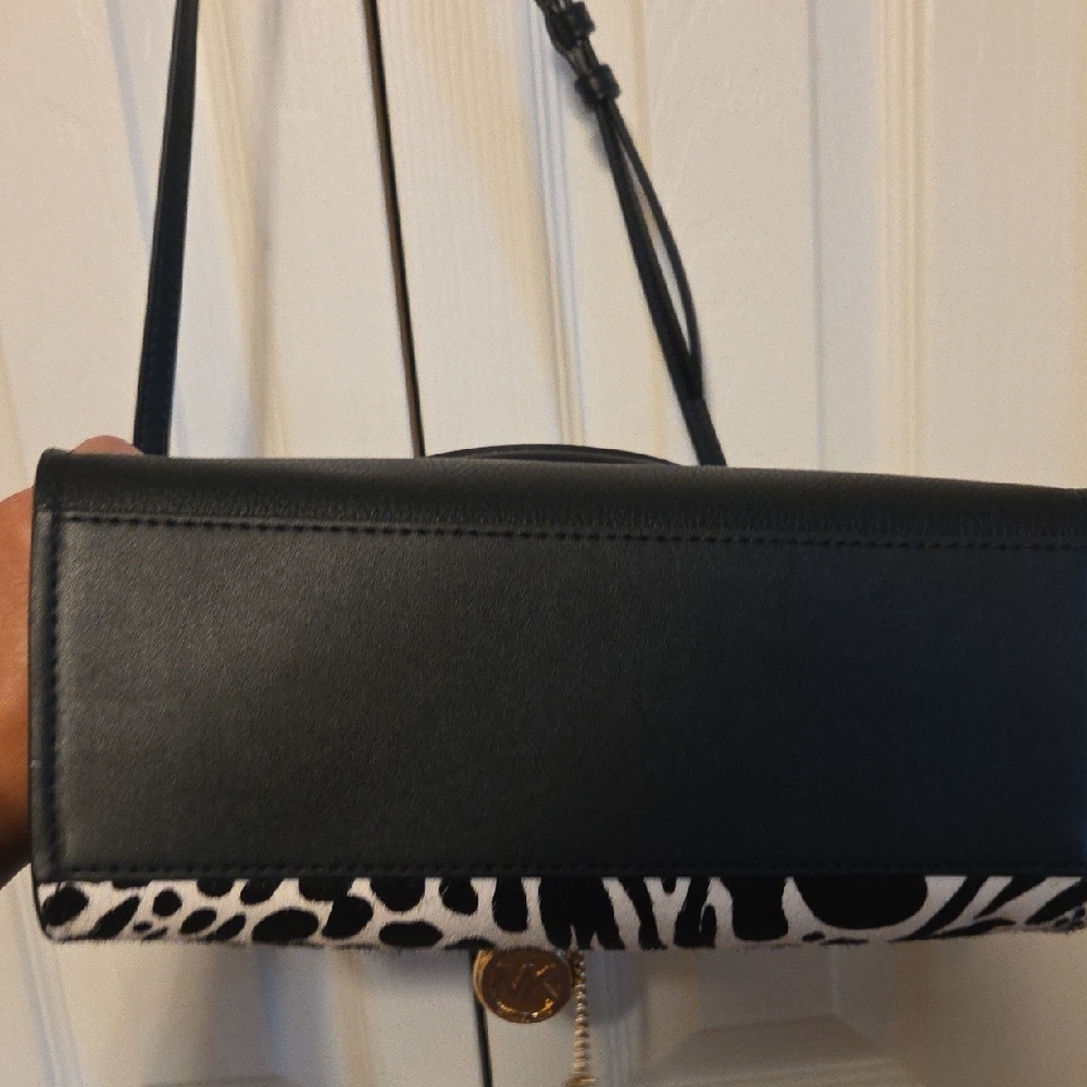 Michael Kors Faux Hair Animal Print  Satchel in Black and Gold - Picture 4 of 10